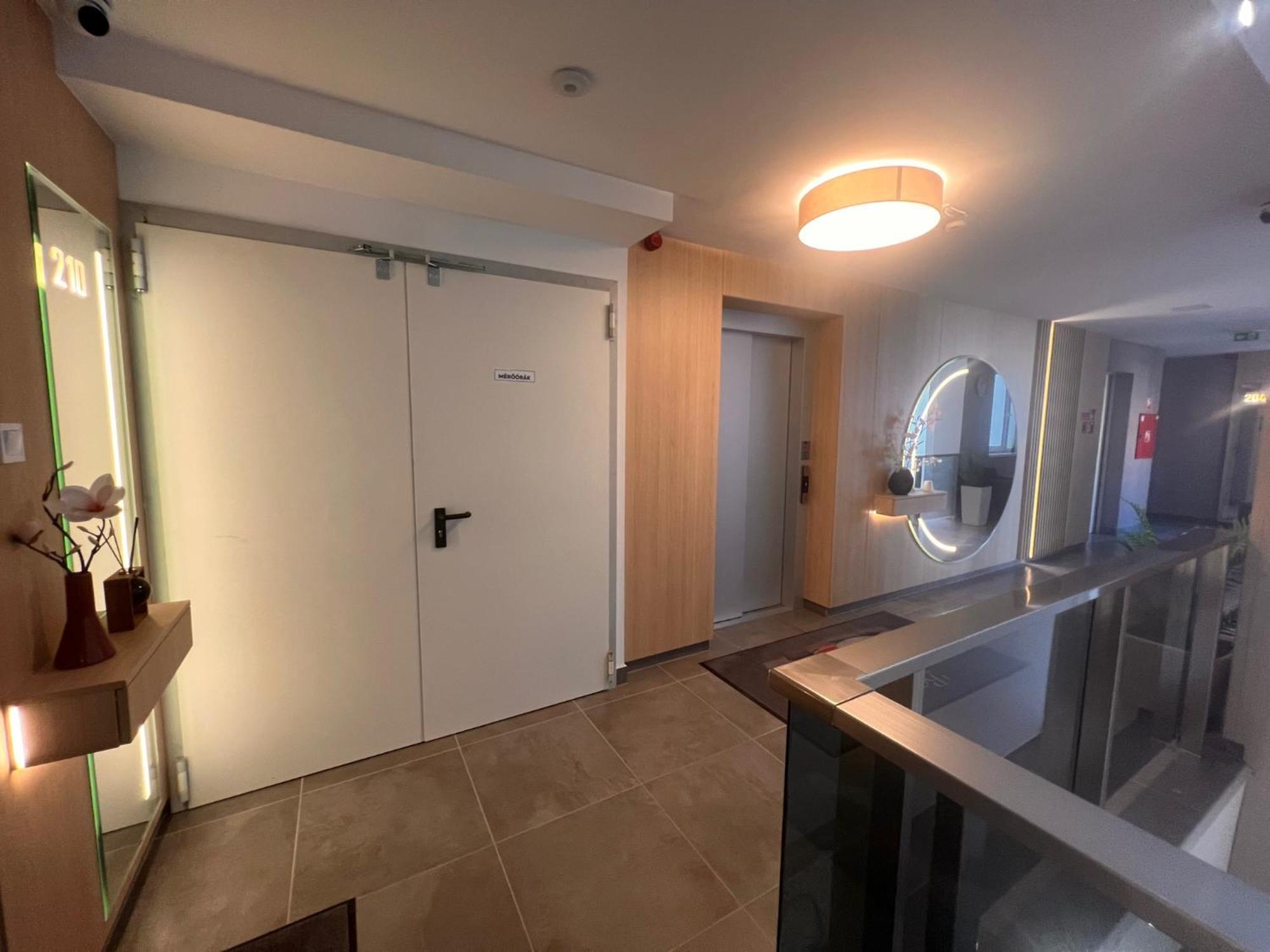 Karzo Property Lk 204 Budapest Esterno foto